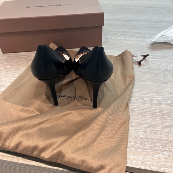 Gianvito Rossi 85mm pumps black leather - Picture 3 of 5